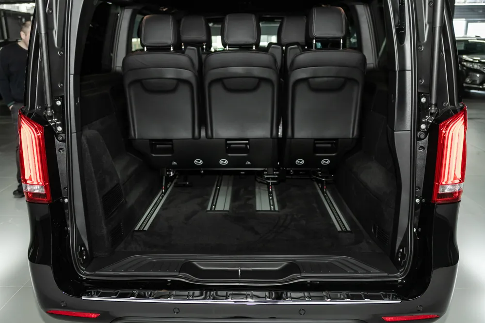 Mercedes-V-class-Car-hire-in-Birmingham-3.webp