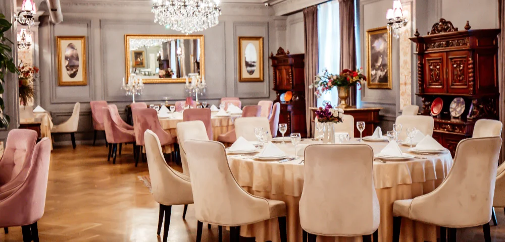 Luxury Dining at Birmingham - NET Chauffeur service