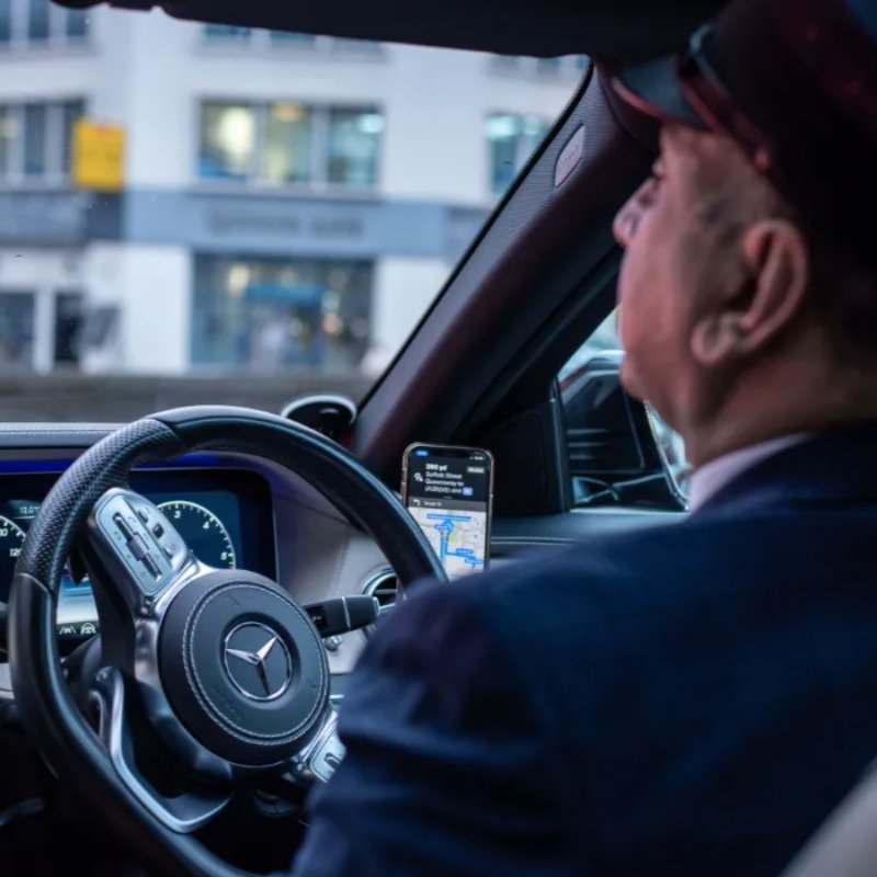 Professional Heathrow airport chauffeur service
