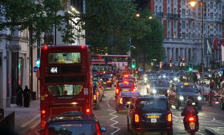 Rush Hours in London: Best Times to Travel and Beat Traffic
