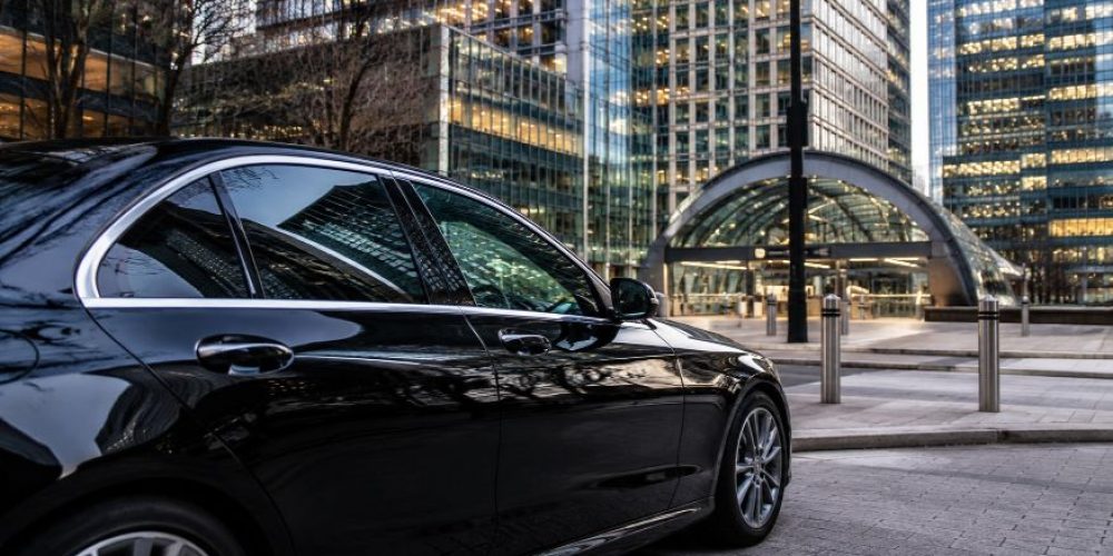 Chauffeur Service Canary Wharf: Executive Travel for Business Professionals
