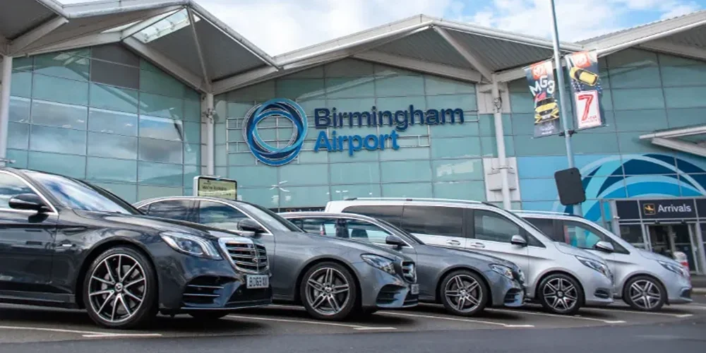 why travellers choose private airport transfers